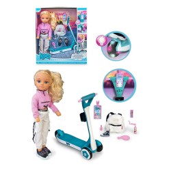 NANCY UN DIA CON MI PATINETE